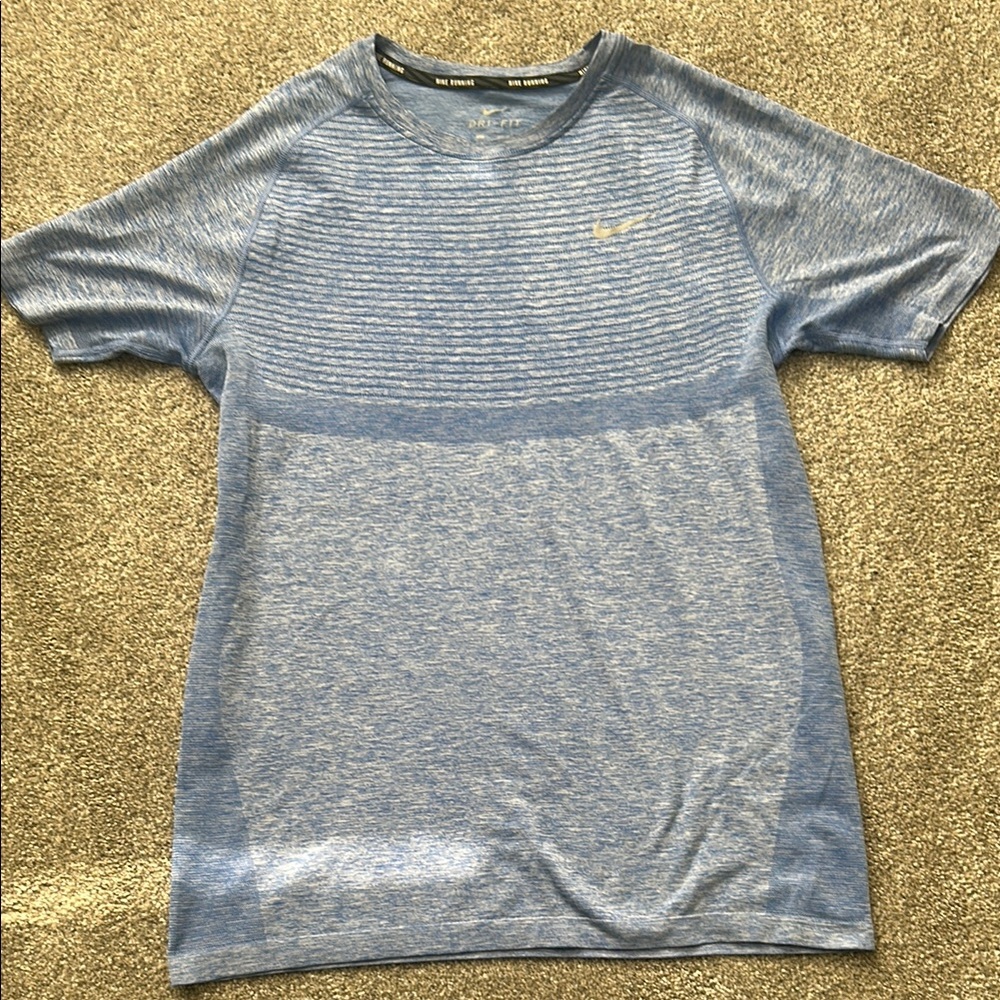 Nike Men's Heathered Blue Short Sleeve Tee